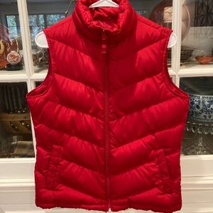 GUC Lands End Ladies Red Quilted Zip-Front Vest